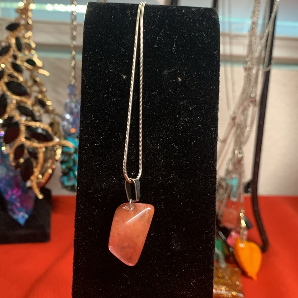 Hand made rock necklace pink rock color free gift box !!